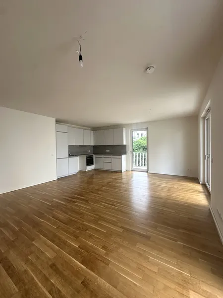 4-Zimmerwohnung mit Balkon * Einbauküche * 2 Bäder * Ruhig & zentrale Lage in Moabit * WG-geeignet — photo 1